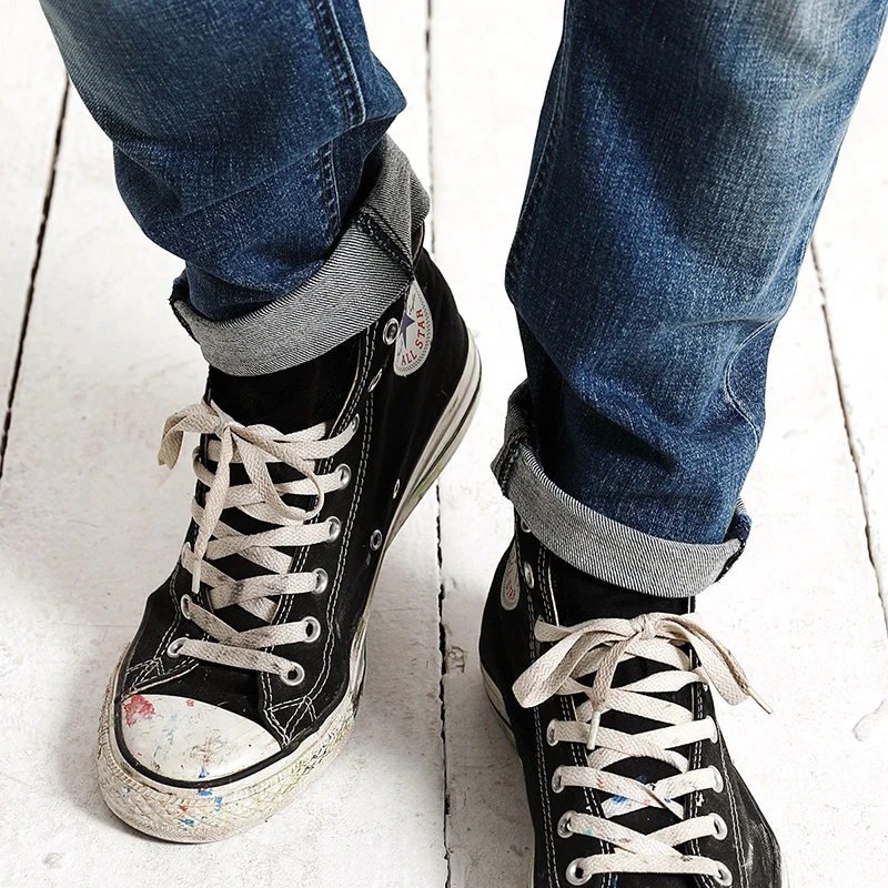 Converse shoes chuck taylor all-stars 1917. Эстетика кеды конверс. Рваные кеды конверс. Джинсы потертые кеды поношенные. Джинсы потертые кеды поношенные.