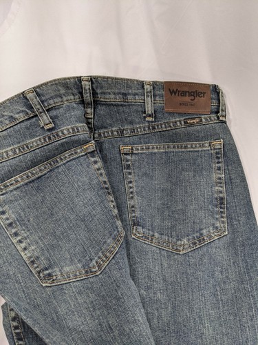 Купить Джинсы NWT Wrangler Relaxed Fit 